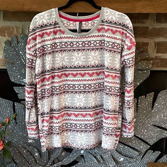 NWOT Jaclyn Intimates Size Large Plush Velour Gray/Red Fair Isle Top - Picture 1 of 4